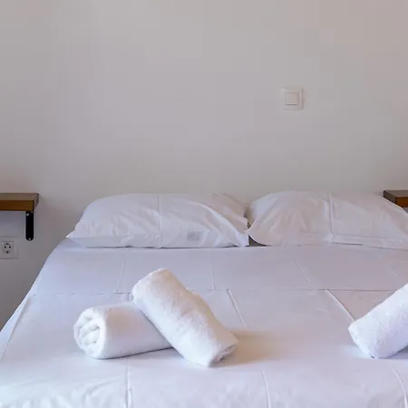 Epavlis Petrou Siwtou * Tinos