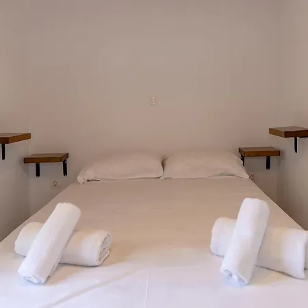 Epavlis Petrou Siwtou Villa Tinos