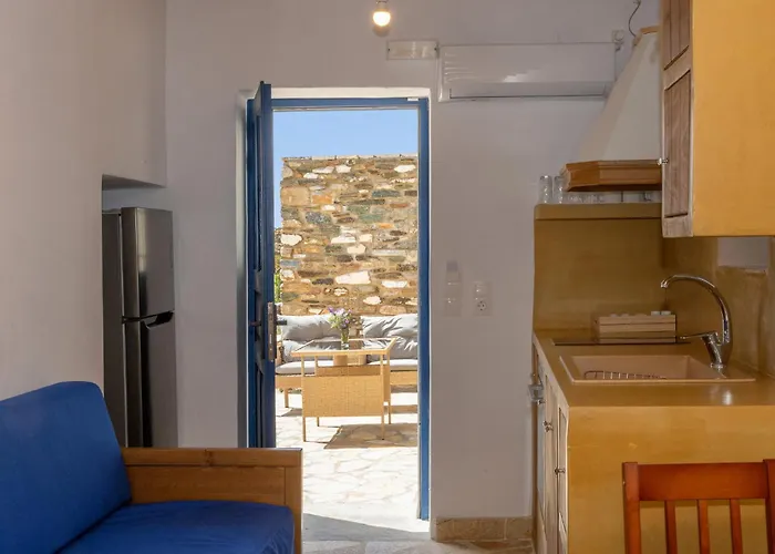 Вилла Epavlis Petrou Siwtou Тинос